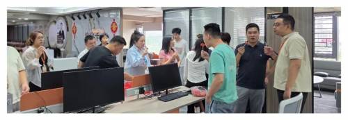 新闻封面